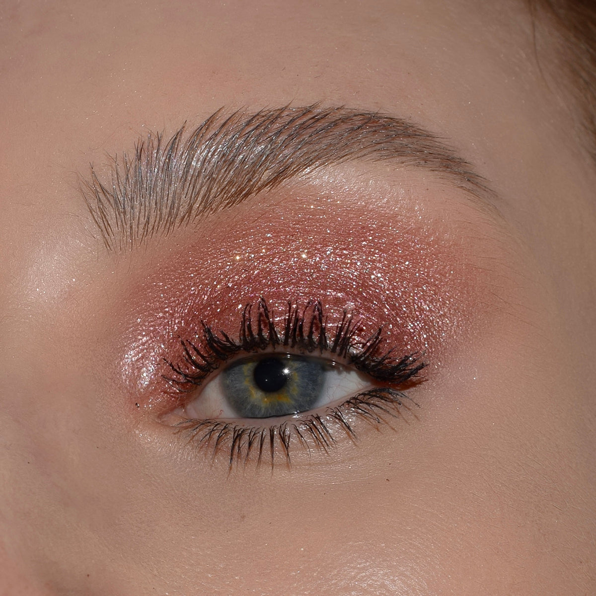 One Swipe Glitter Pigments, bodyography
