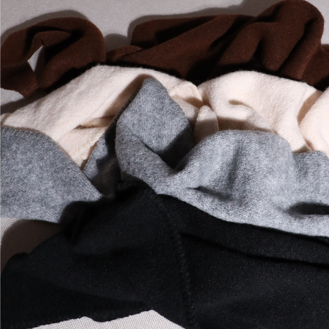 04.12. Crossbody Schal