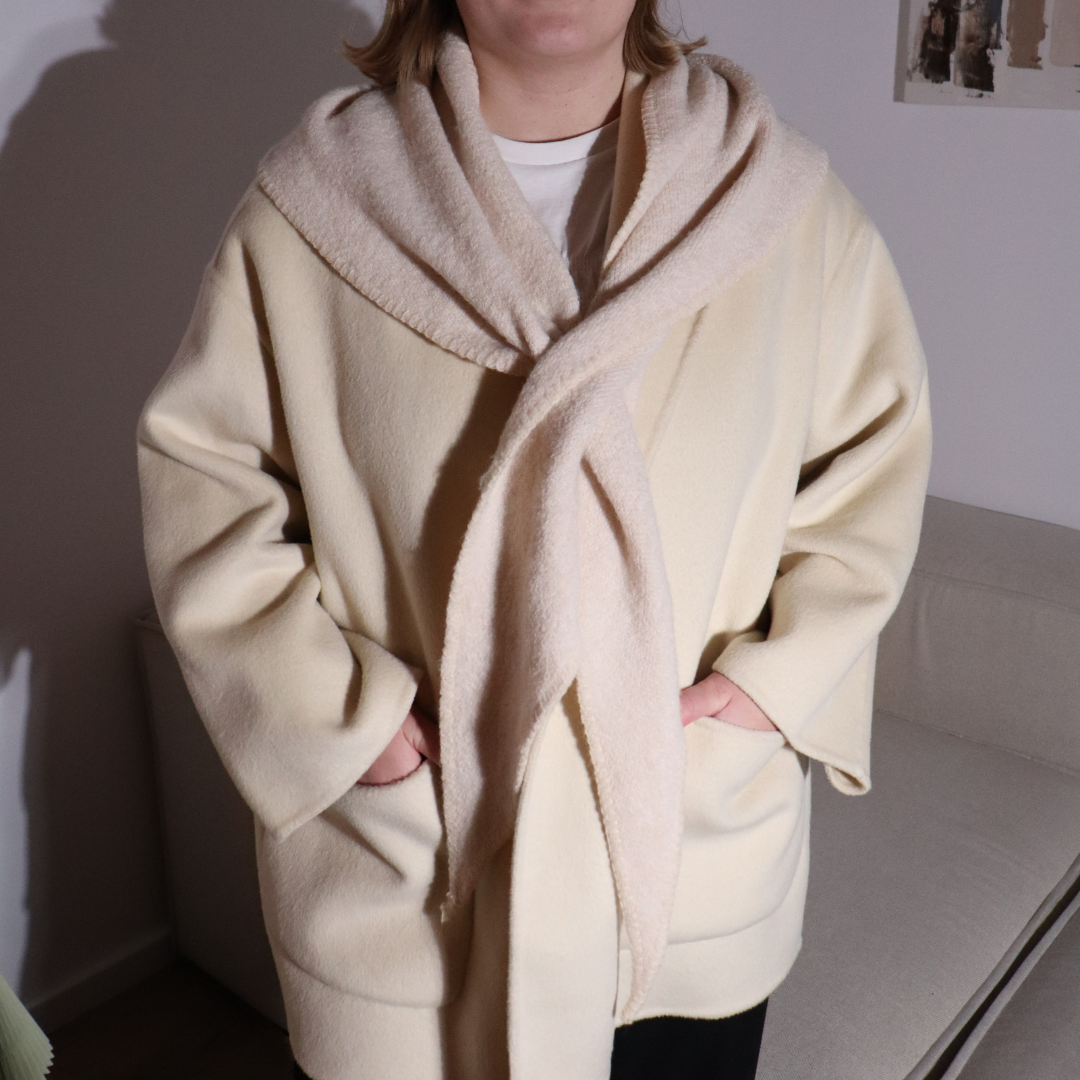 04.12. Crossbody Schal