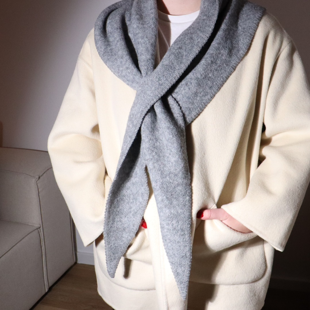 04.12. Crossbody Schal