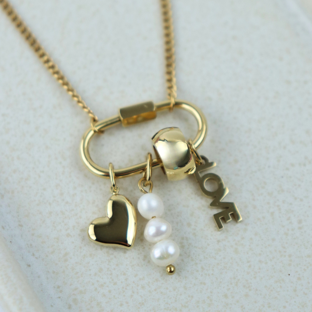 03.12. LULO Link Kette mit Anhängern groß