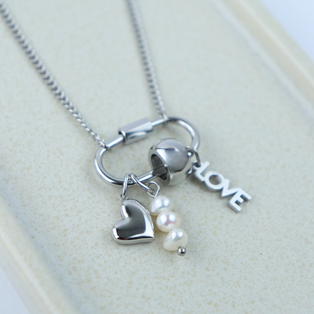 03.12. LULO Link Kette mit Anhängern groß