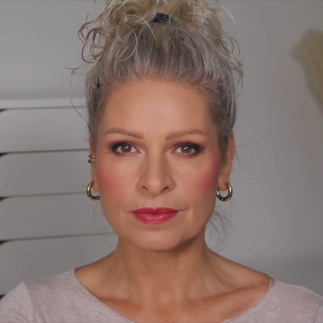 Video laden: Weihnachtsbox Deluxe Mamaco x makeupcoach 2025 | Vorbestellung