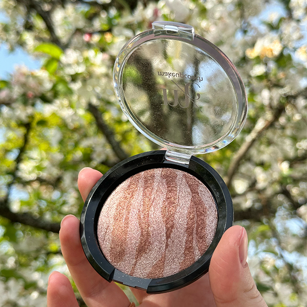 Frühlingsgefühle mit dem Rose Bronzer,  www.makeupcoach.com