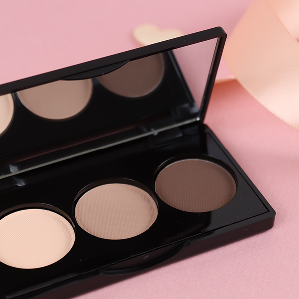 kleine Palette für Schlupflider, www.makeupcoach.com