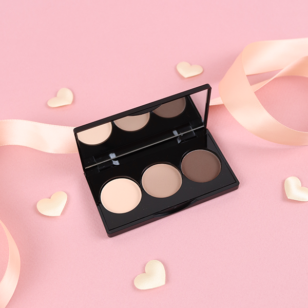 Lidschattenpalette matt mit natürlichen Farben, www.makeupcoach.com