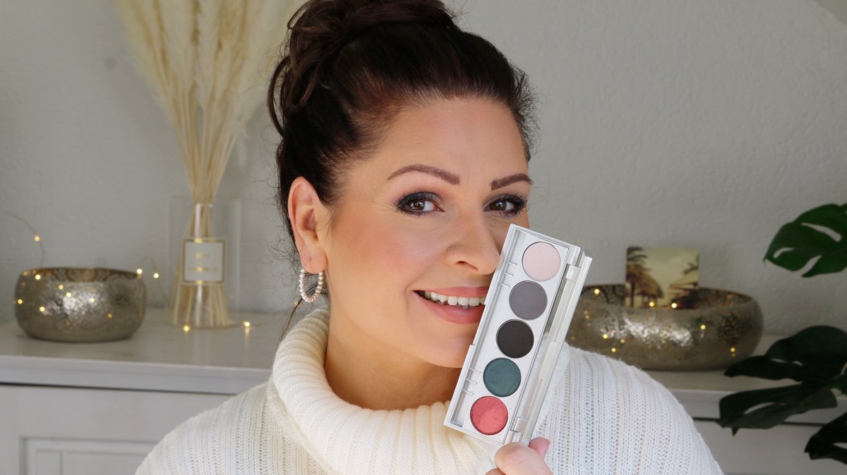 Mamaco mit Marlene im Rampenlicht Lidschatten Palette