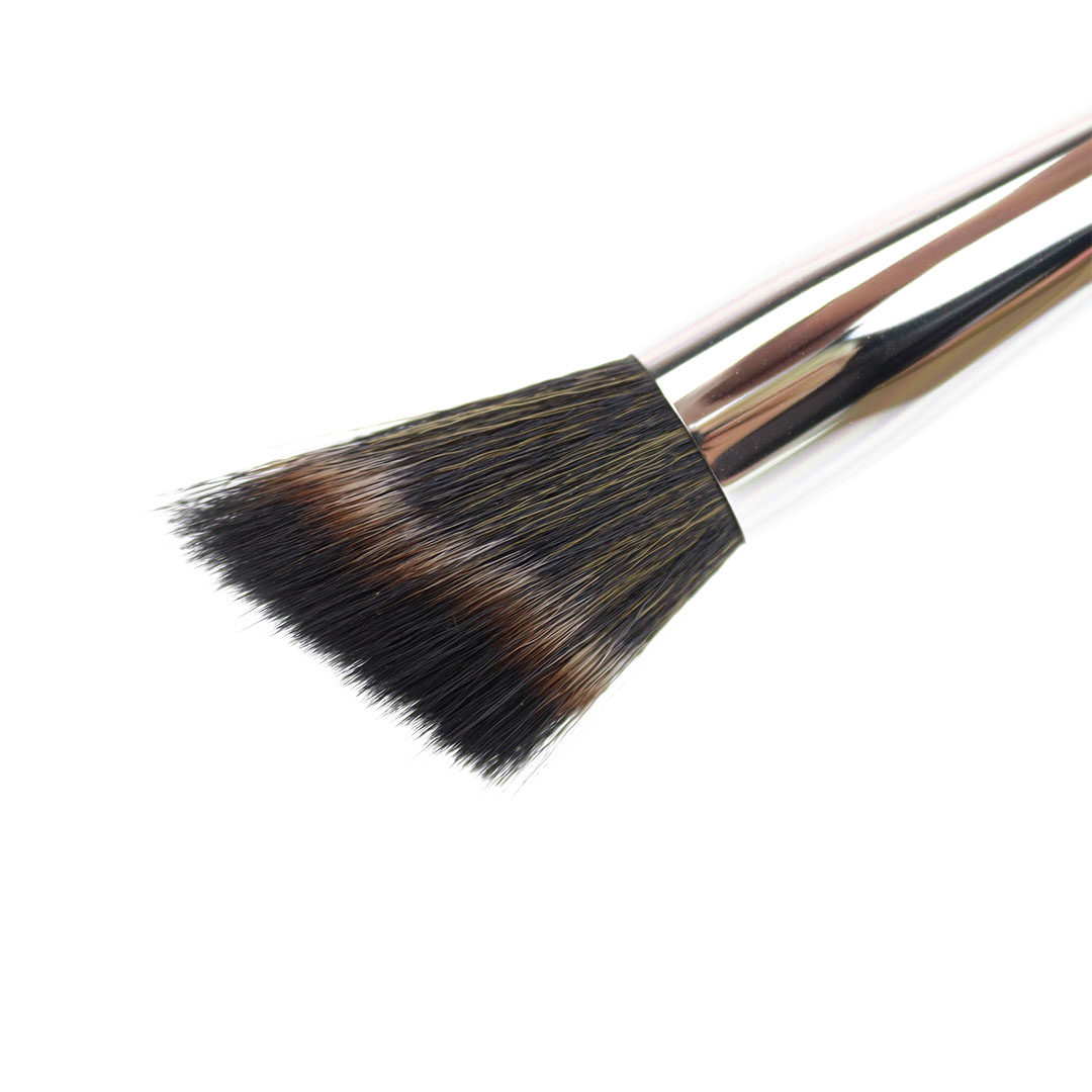 Rouge Pinsel Weichzeichner, www.makeupcoach.com