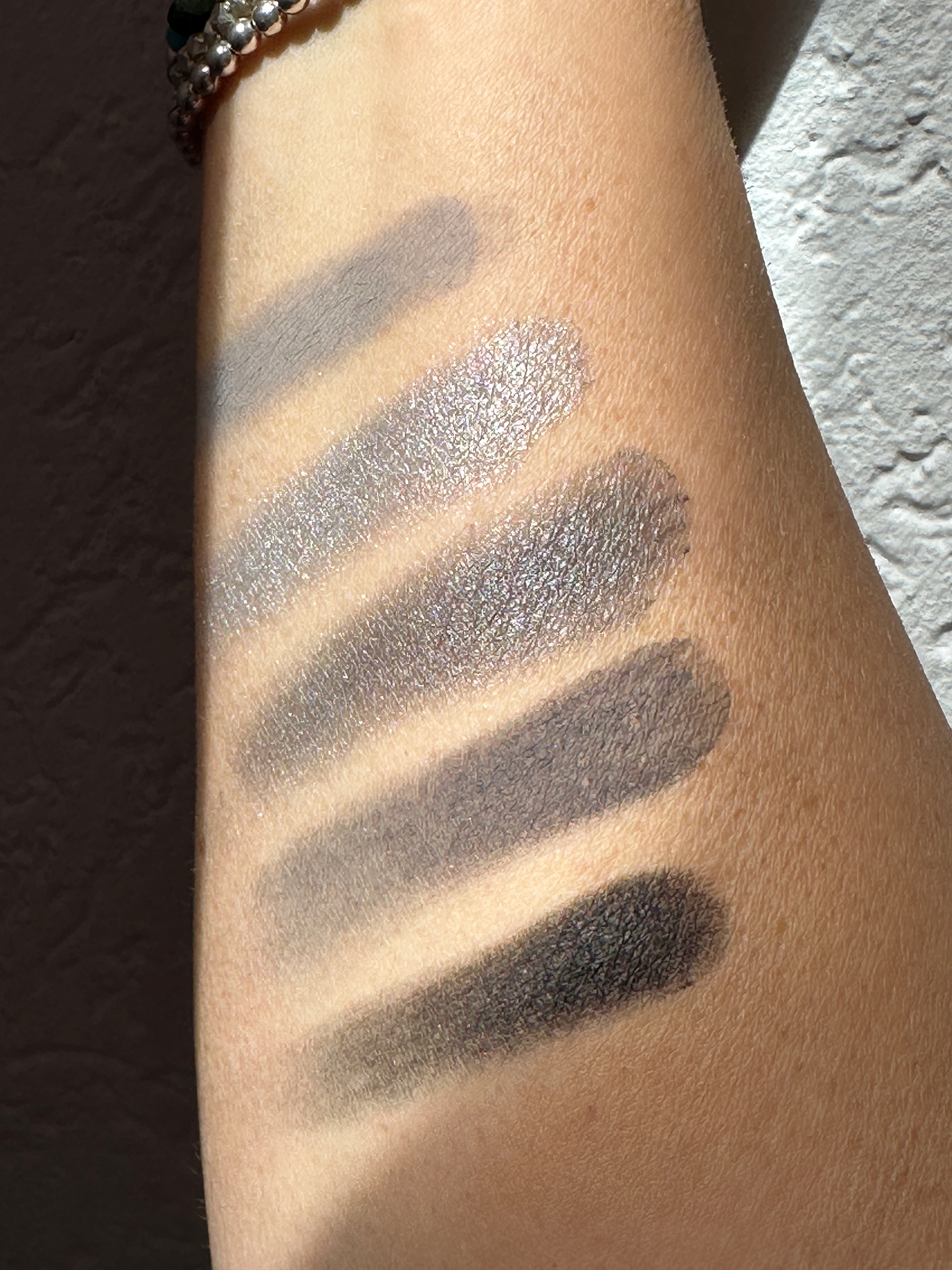 swatches Smokey Eye, www.makeupcoach.com