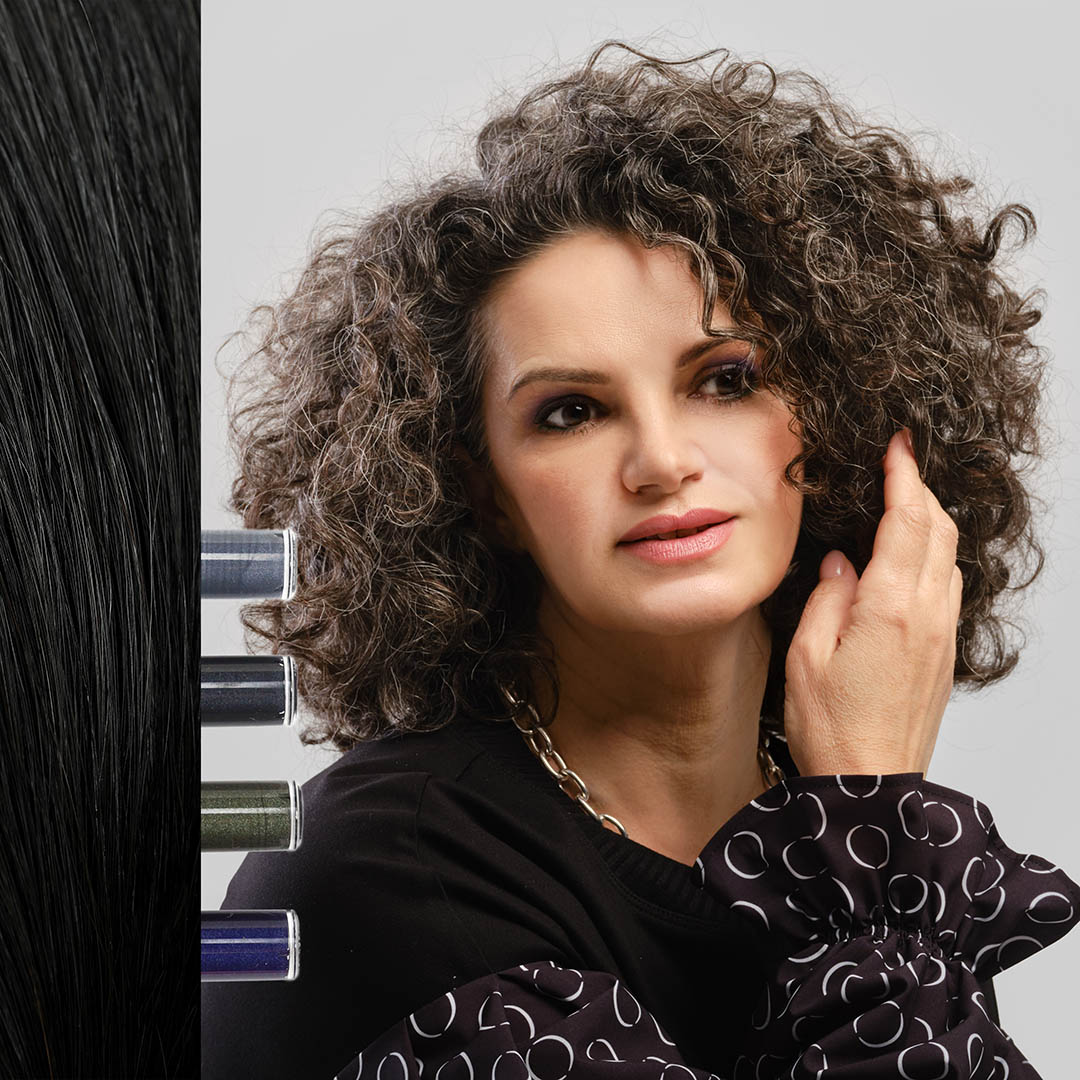 Schwarze Haare Schminken, www.makeupcoach.com