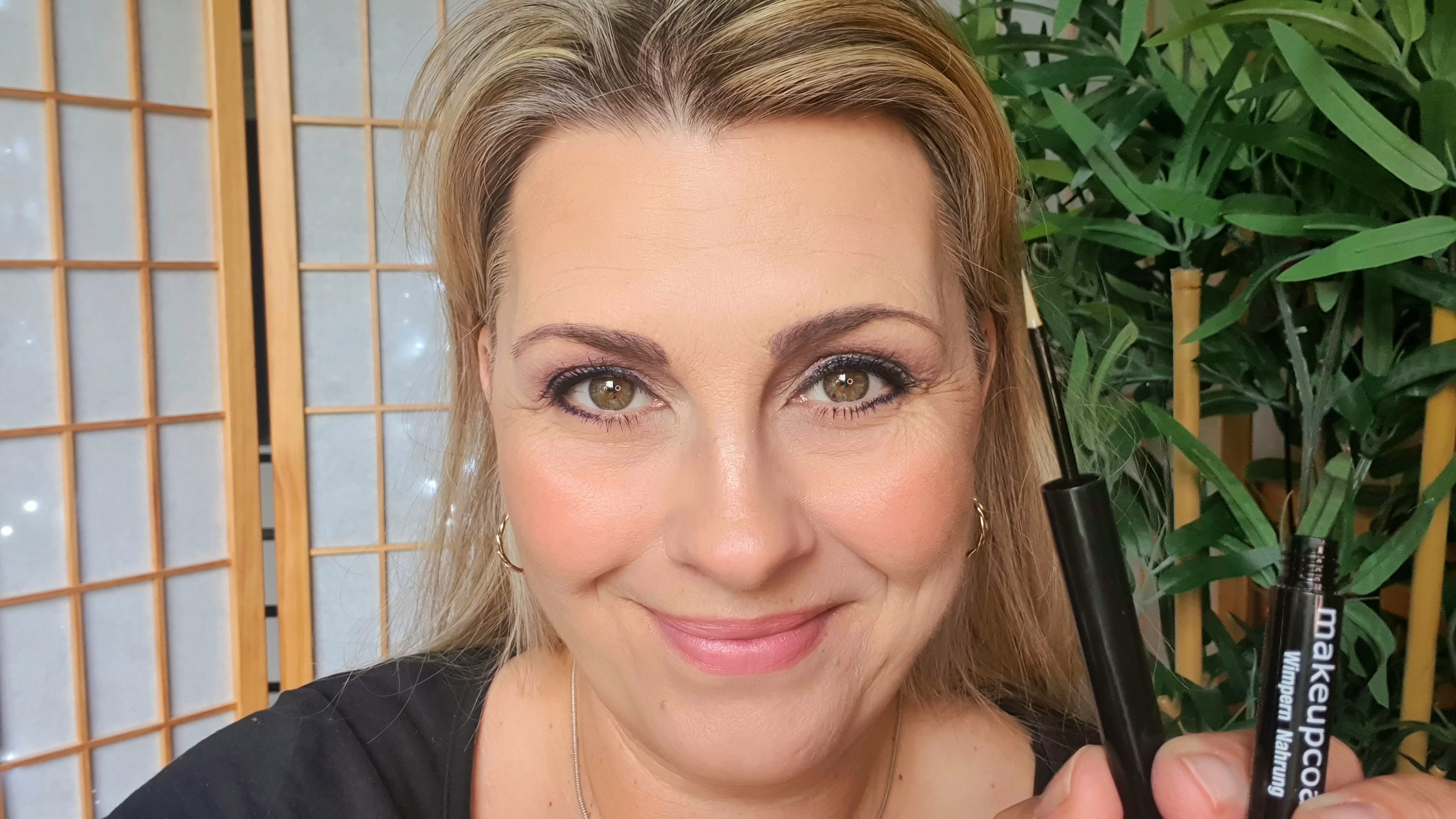 Wimpernpflege, www.makeupcoach.com